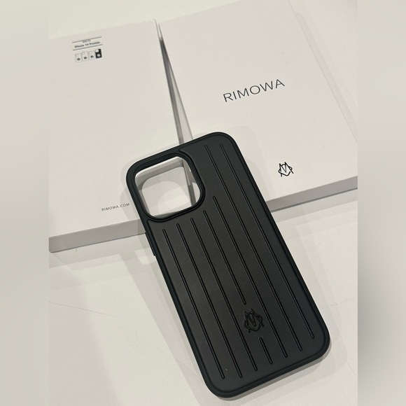 Rimowa iphone case compatible for iPhone 14 ProMax - Picture 3 of 8